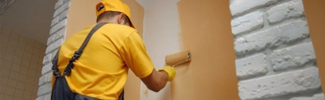 decorator painting walls