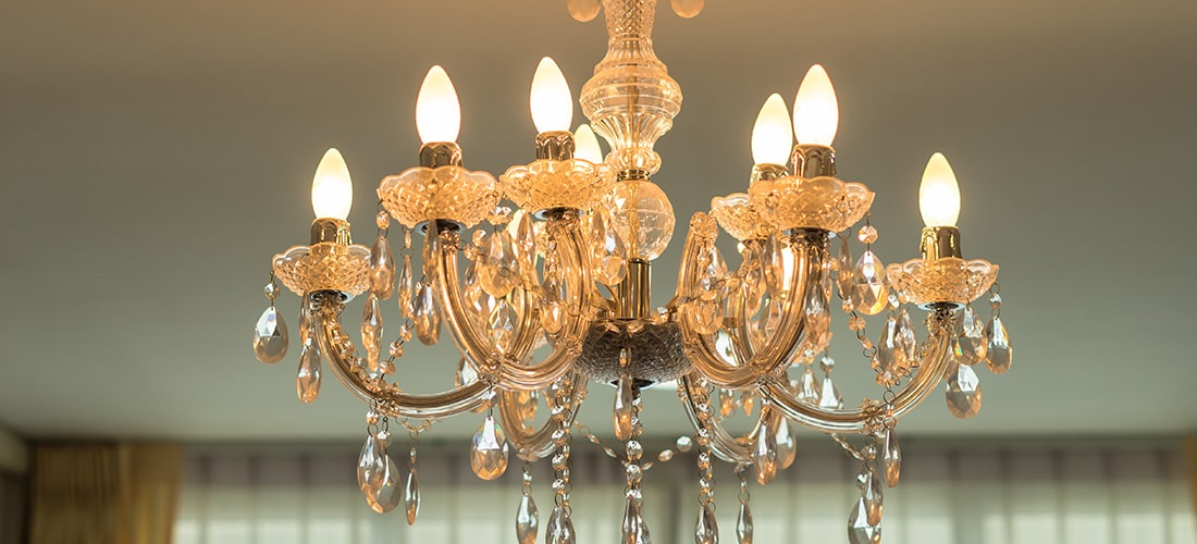 Luxury chandelier with candle bulbs.