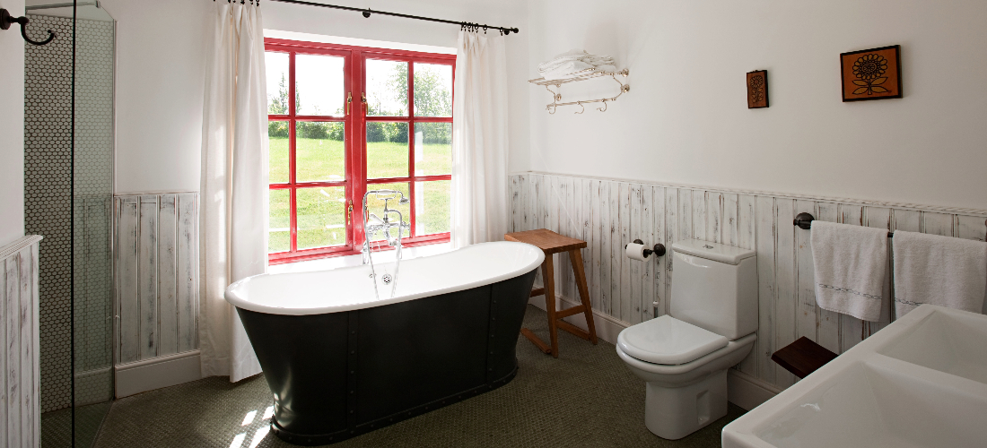 traditional large bathroom